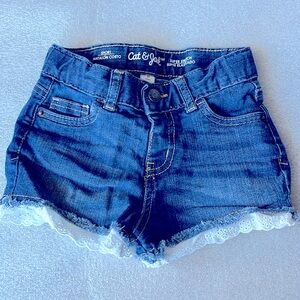 Denim shorts with lace detail Cat & Jack super stretch size 3T adjustable waist